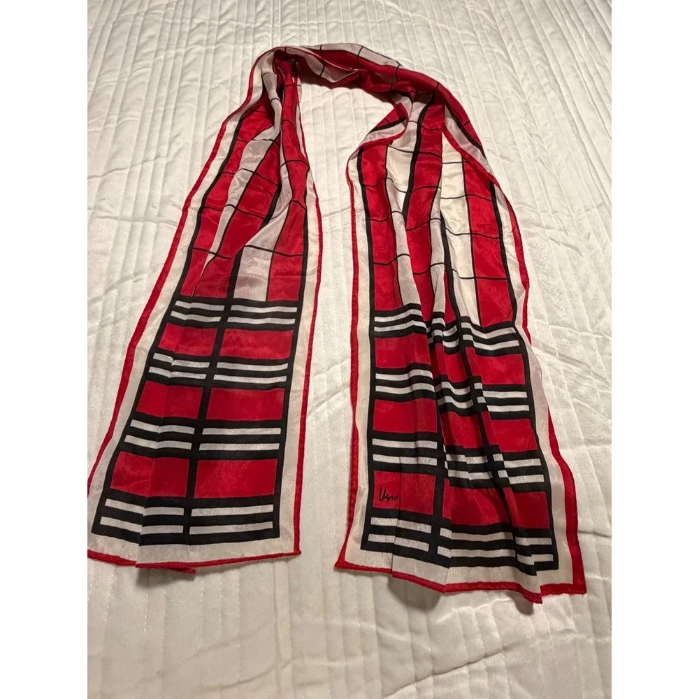 Vera Vintage Red White Black Geometric Stripe Oblong Silk Scarf Ladybug Logo